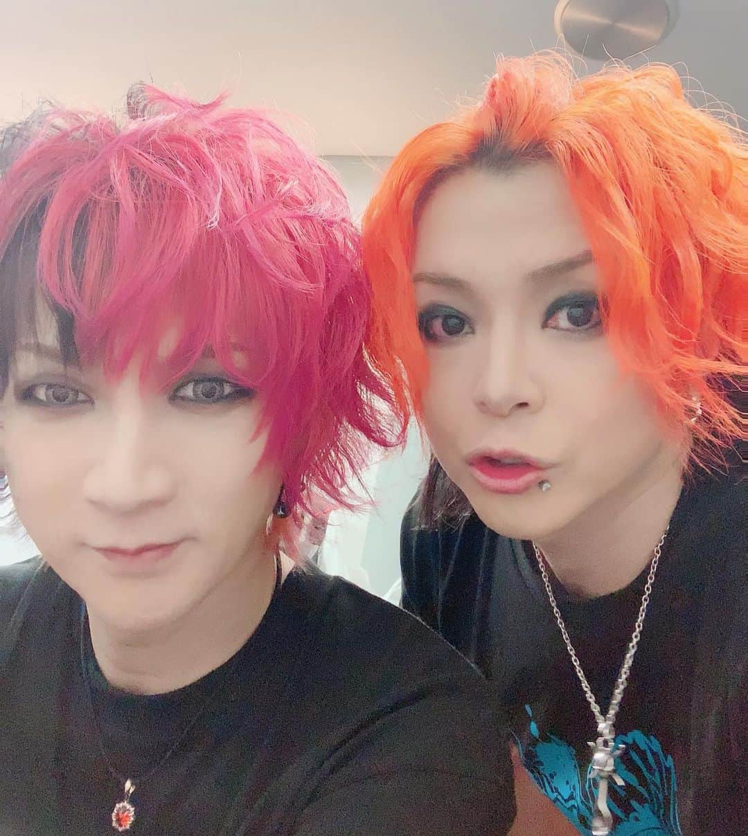 淳士さんのインスタグラム写真 - (淳士Instagram)「『ブルビエ88』O-WEST終了✨﻿ ﻿ ちょう楽しかったわマジ😆﻿ ﻿ 彩冷えるちょ〜好き😆﻿ ﻿ また演りたい👍﻿ ﻿ 来てくれたみんなありがとうらぶ‼️﻿ ﻿ #BULLZEICHEN88 #ブルハチ #彩冷える #る」1月30日 2時05分 - jz0330