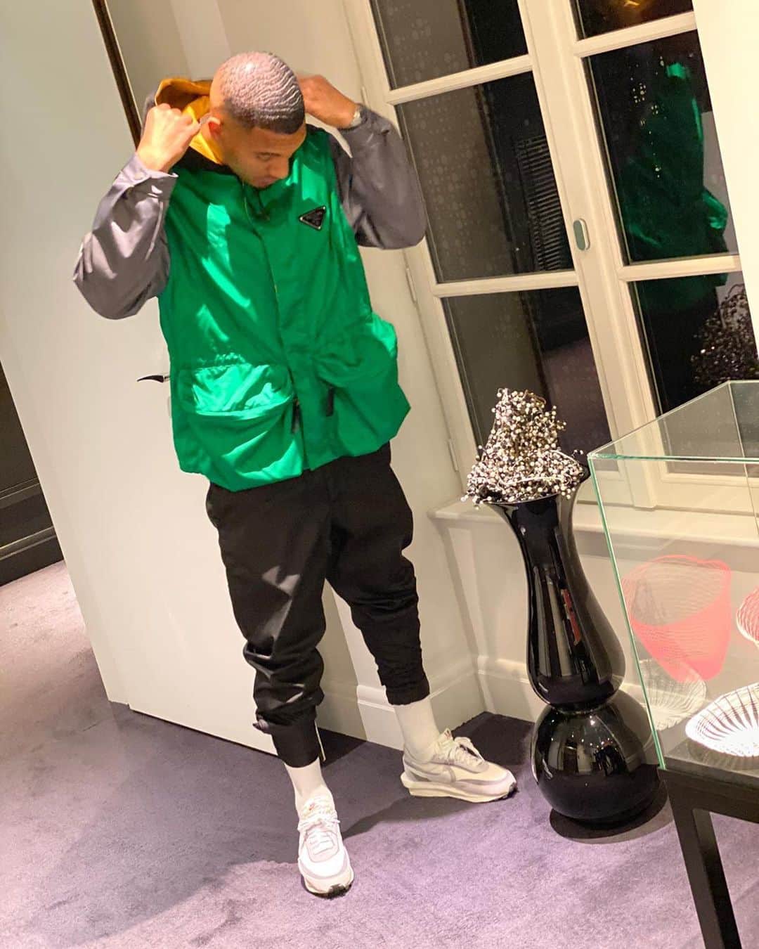 ウィリアム・ヴァンクールのインスタグラム：「No Cap 🧢」