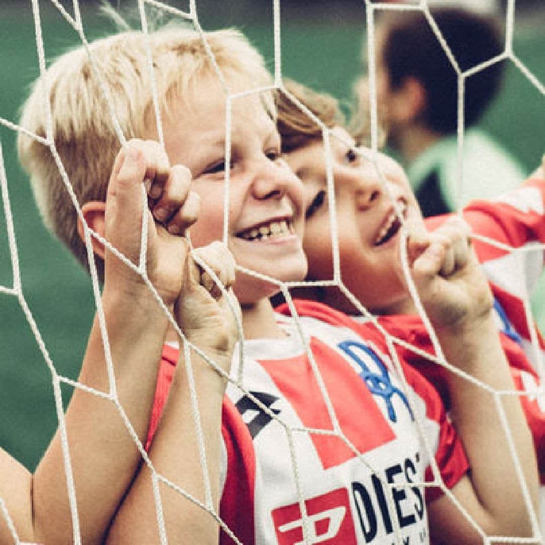 ディーゼルのインスタグラム：「Never challenge a @diesel.kid  Age is just a number #3S1F」