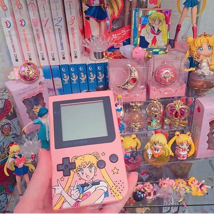 Sailor Moonさんのインスタグラム写真 - (Sailor MoonInstagram)「✨🌙 I need @mizucatofficial to Sailor Moonify my Game Boy! Love this!!! 🌙✨」1月30日 3時07分 - sailormoon_sc