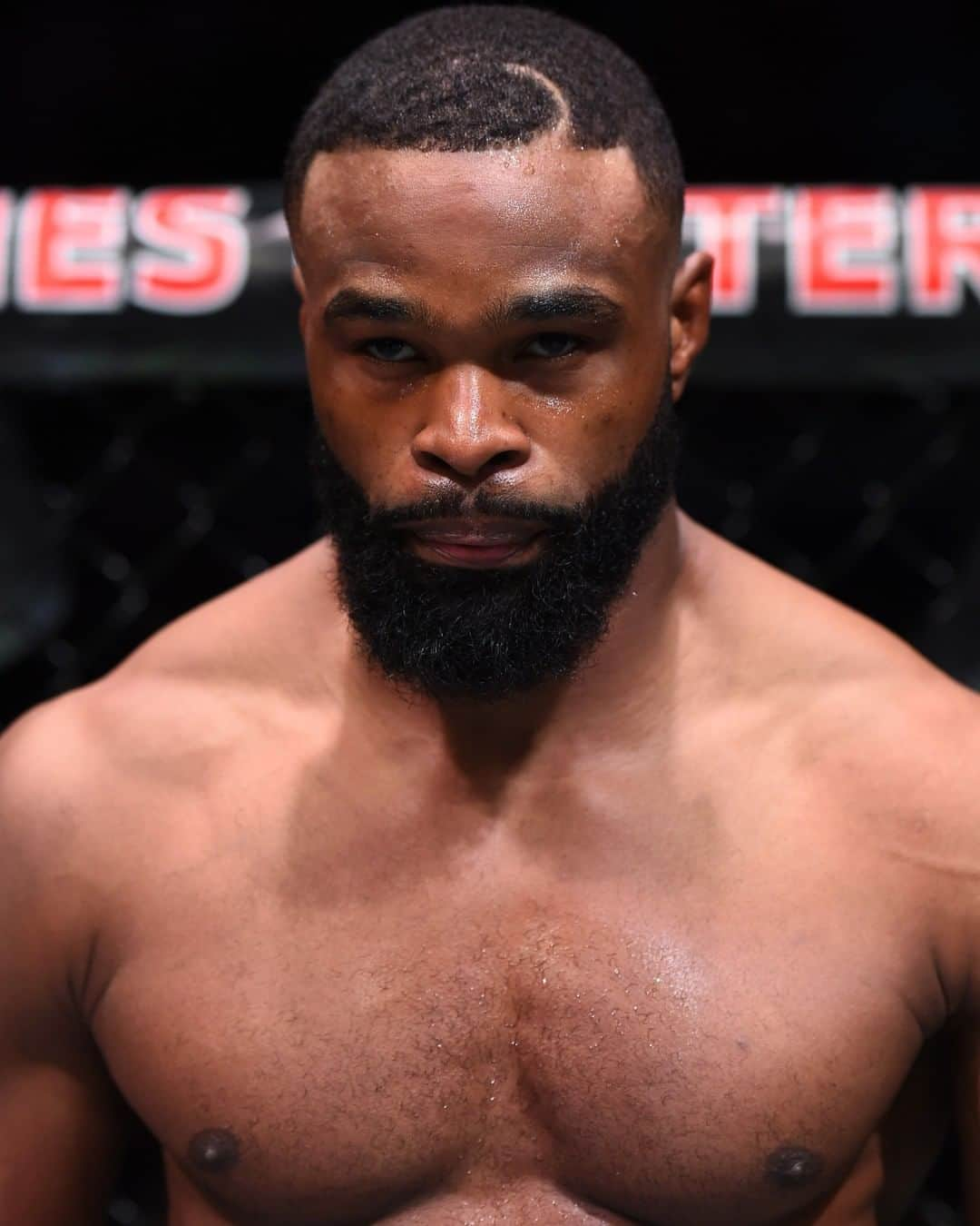 UFCさんのインスタグラム写真 - (UFCInstagram)「'The Chosen One' returns! 🇺🇸 @TWooodley journeys to #UFCLondon to face 🇬🇧's @Leon_EdwardsMMA. ➡️ Tickets on-sale Friday!」1月30日 5時33分 - ufc