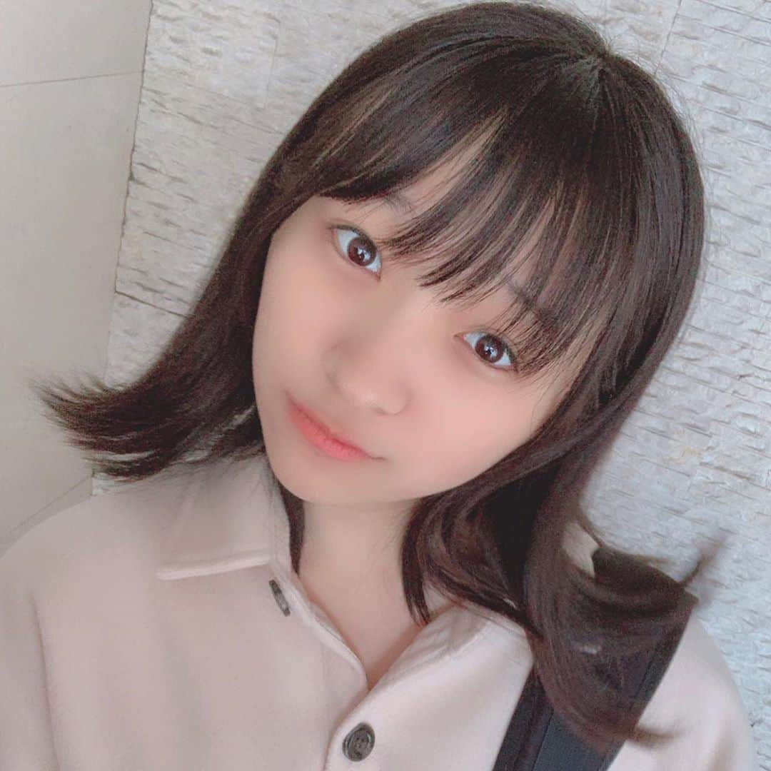 前野えまさんのインスタグラム写真 - (前野えまInstagram)「珍しく外はねにしてみました🤦🏻‍♀️ #おはようございます  #外はね #外はねボブ #ミディアムヘア #ミディアムボブ #ヘアアレンジ #ヘアスタイル #jk #jk1 #fjk #前野えま  #hair #hairstyle #hairarrange #mediumhairstyles #mediumhair #bob #bobhair #bobarrange #photography #girl #photo_jpn  #follow #followme #instafollow #tagsforlikes #tflers #tagsforlikesapp #idol #actor」1月30日 6時16分 - maeno_ema