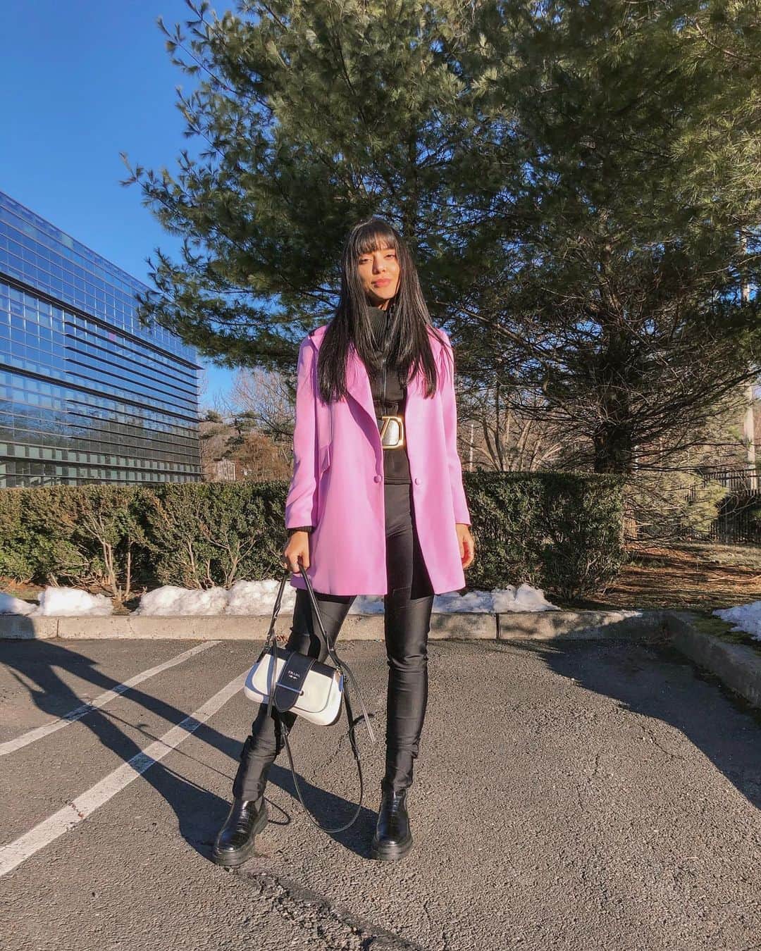 Gabriela Salesのインスタグラム：「Looks de frio >>>> outros looks #rmemny」