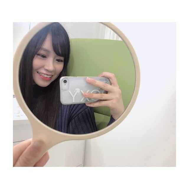 金子みゆさんのインスタグラム写真 - (金子みゆInstagram)「❤️❤️﻿ いかがお過ごしですか？ ﻿  この間、 （@Whiteningsalon_tenjin）に行ってきました‪‪☺︎‬﻿ 15分の照射を1回してきましたっ﻿ ﻿ ﻿ みゆのインスタを見た！ で﻿ 通常1回が3回出来ちゃいます✨✨﻿ ﻿ みんなも行ってみてねっ(*˙˘˙*)❥❥﻿ ﻿ 0927625678#ホワイトニングサロン福岡天神店﻿ #歯のホワイトニング#ホワイトニング﻿ #白い歯#歯っぴー#福岡#博多#天神店﻿ #whitening#whiteningsalon」1月30日 17時30分 - kaneko_miyu0813