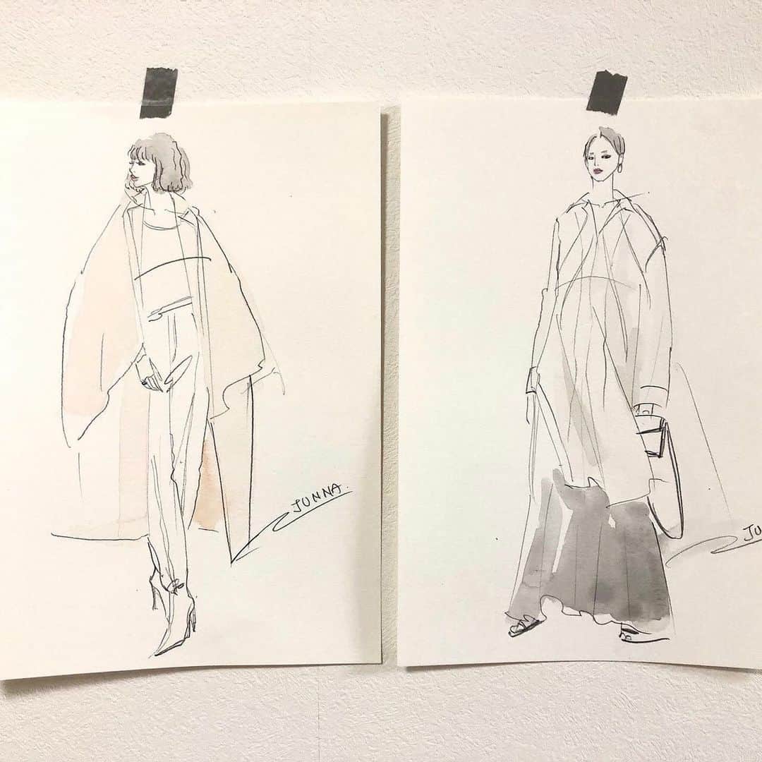 JUNNAのインスタグラム：「嬉しいシェア。  先日発売した 「　#バックテールシアーロングシャツ 」を 作って下さった方が描いてくれた私。  デザイナーさんが写真を撮って送ってくれました。  嬉しいな〜☺️ 今日は3周年の打ち合わせをしていたので、日々沢山の方に支えられて色んな事が成り立っているんだなぁ〜と  しみじみ...。 お客様は勿論。 ブランドに携わる方々、スタッフのみんなにも 愛されるブランドになりたい。  と改めて❤️ #etretokyo #only #デザイン画 #デッサン」