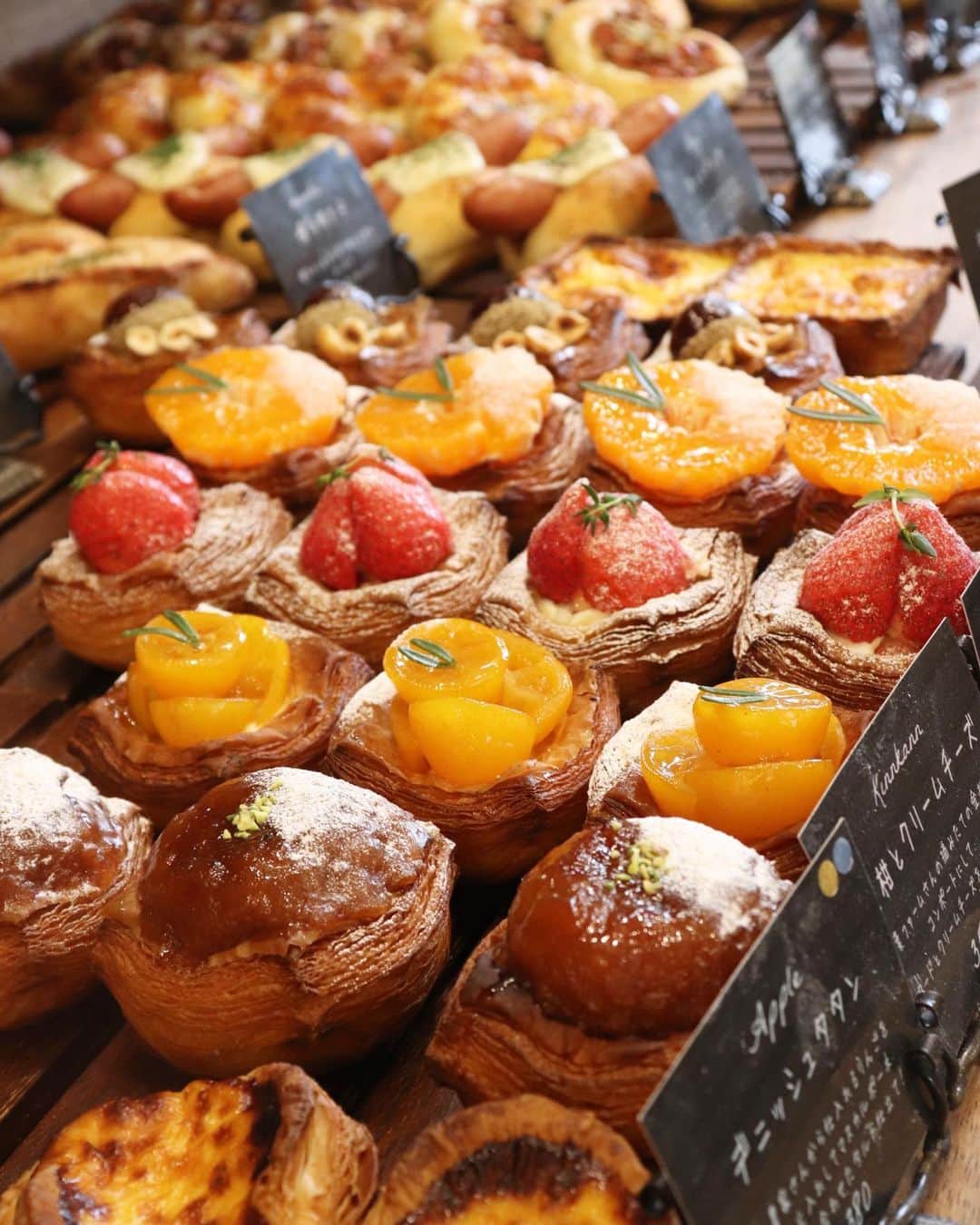 丘の上のパン屋 のグルメインスタ