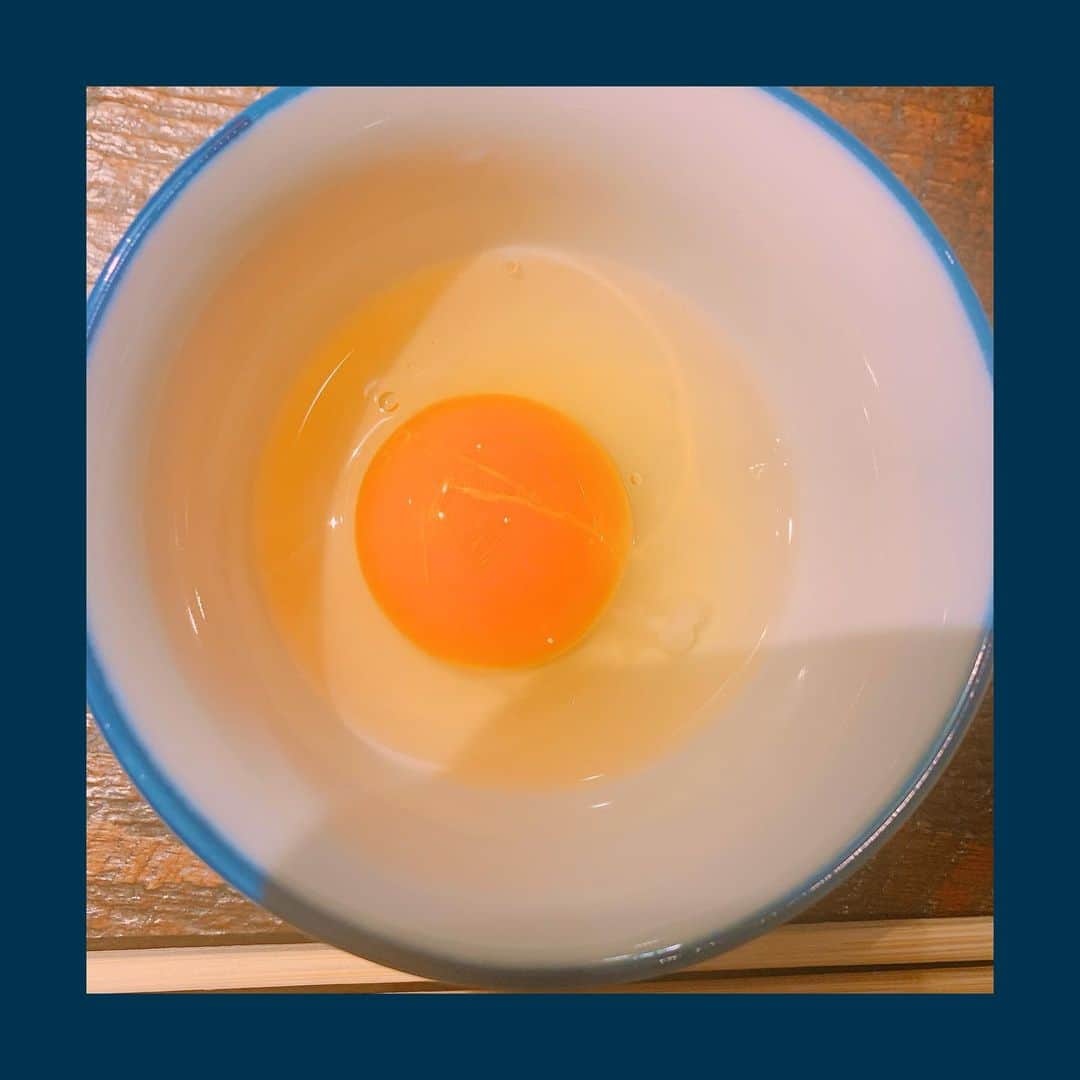 寺島紀世のインスタグラム：「昨日行った若鳥焼き もばらさんがとても美味しかったな…😋💕 初めて焼き鳥食べて感動した🥰  それなのにそぼろ卵かけごはんの卵の写真しかない🥺💦 #若鳥焼きもばら  #もばら」