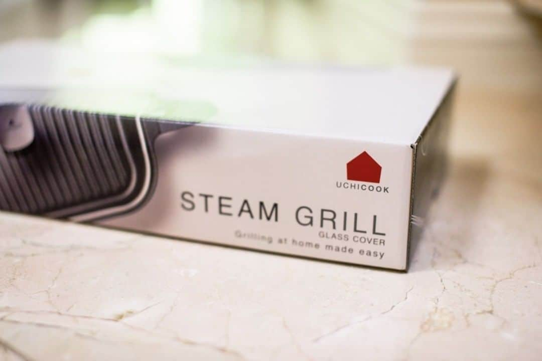 UchiCookさんのインスタグラム写真 - (UchiCookInstagram)「This Steam + Grill fits every modern kitchen. The glass top gives a traditional look and a very contemporary flair.  You know the modern formula — keep it clean, minimal, and functional. 💡  Get your Steam + Grill here → www.uchicook.com ♨️ - - - - #uchicook #steamgrill #stainlesssteel #homechef #kitchenware #cookware #kitchenutensils #easyrecipes #modernkitchen」1月30日 9時28分 - uchicook