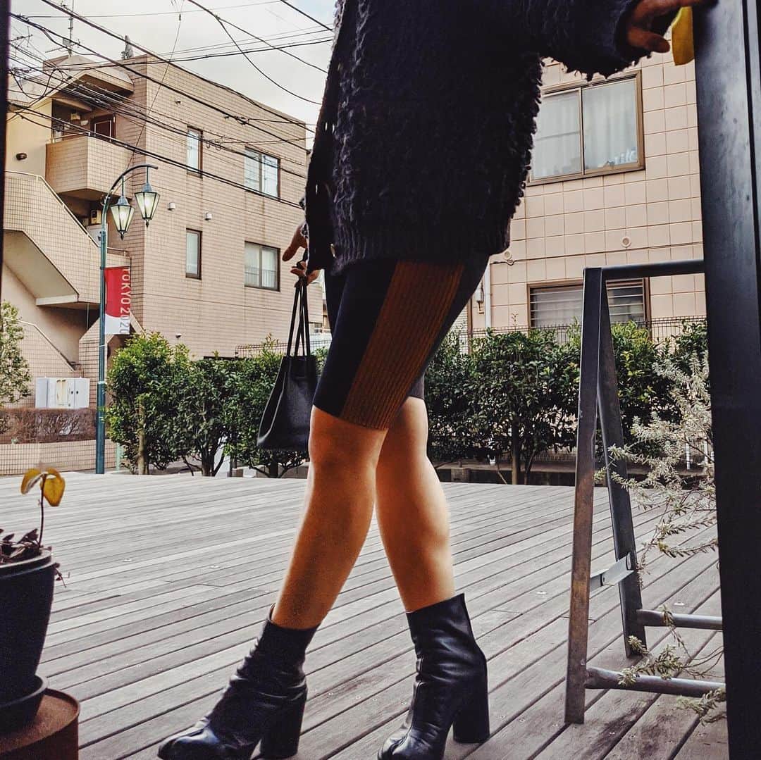 藤田敦子さんのインスタグラム写真 - (藤田敦子Instagram)「ㅤㅤㅤ Outfit of the day. ショートカットにしただけで 服を迷わなくて済むようになった🙏 #いよいよ体がたるんできた#blendacoordinate」1月30日 9時28分 - blenda0305