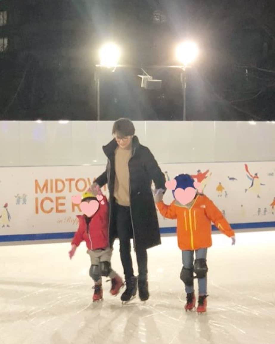 吉瀬美智子さんのインスタグラム写真 - (吉瀬美智子Instagram)「昨日は 公園に行ってアイススケートへ！」1月30日 10時16分 - michikokichise