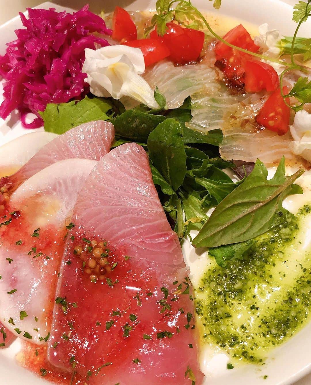 阿部洋子さんのインスタグラム写真 - (阿部洋子Instagram)「🍴🥂🍴🥂 映画終わりで感想言い合う会。 #牡蠣 #だいすき #oysters #魚料理  #美味しゅうございました」1月30日 10時59分 - hirocoring