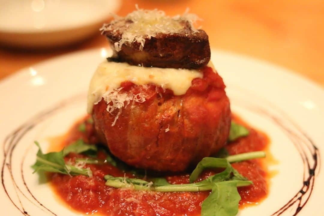 ビアージョ新宿のインスタグラム：「こんにちは、新宿西口のイタリアン＆ワインバル「ビアージョ」です。  ブログ更新しました！ 「ビアージョのお料理とワインで、「インスタ映え」を狙ってみてください！」 是非ご来店をお待ちしております。 ▼詳しくはこちら▼ https://viagio-shinjuku.com/  #ビアージョ#新宿#イタリアン#バル#居酒屋#送別会#二次会」
