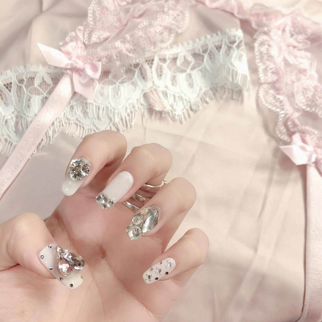 胡桃兎愛のインスタグラム：「new nail❤︎ #kuruminonail」