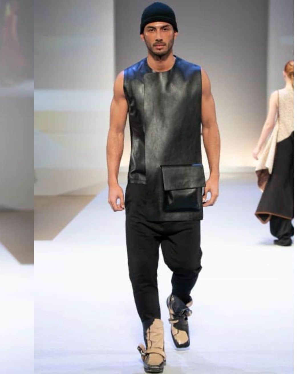 のインスタグラム：「I walked at the fashion show. was fun #fashion #fashionshow #paris #model#france #japan#tokyo#washingtonferrari」