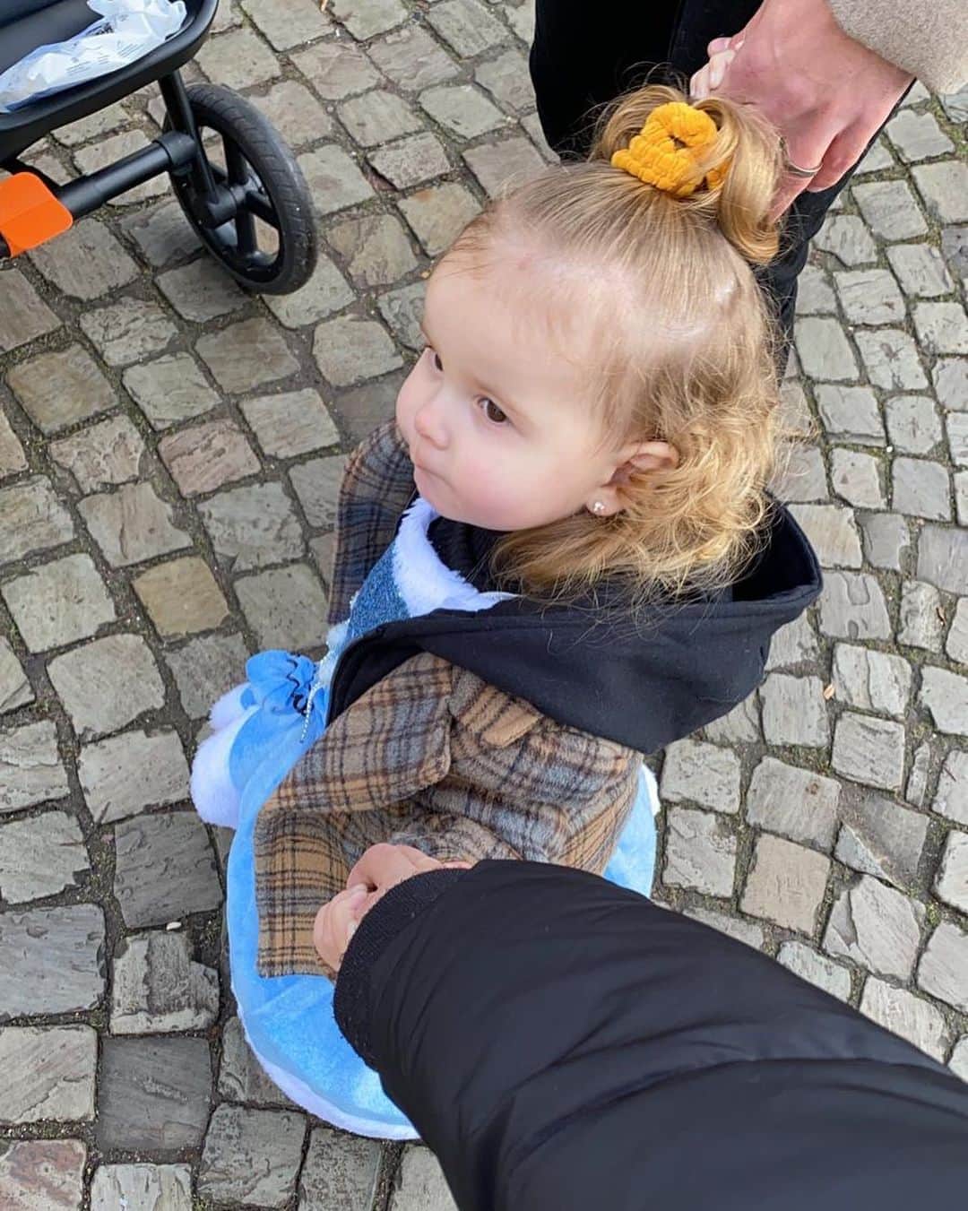 ジョエル・フェルトマンのインスタグラム：「Happy birthday to my daughter! #already2🙏🎂」