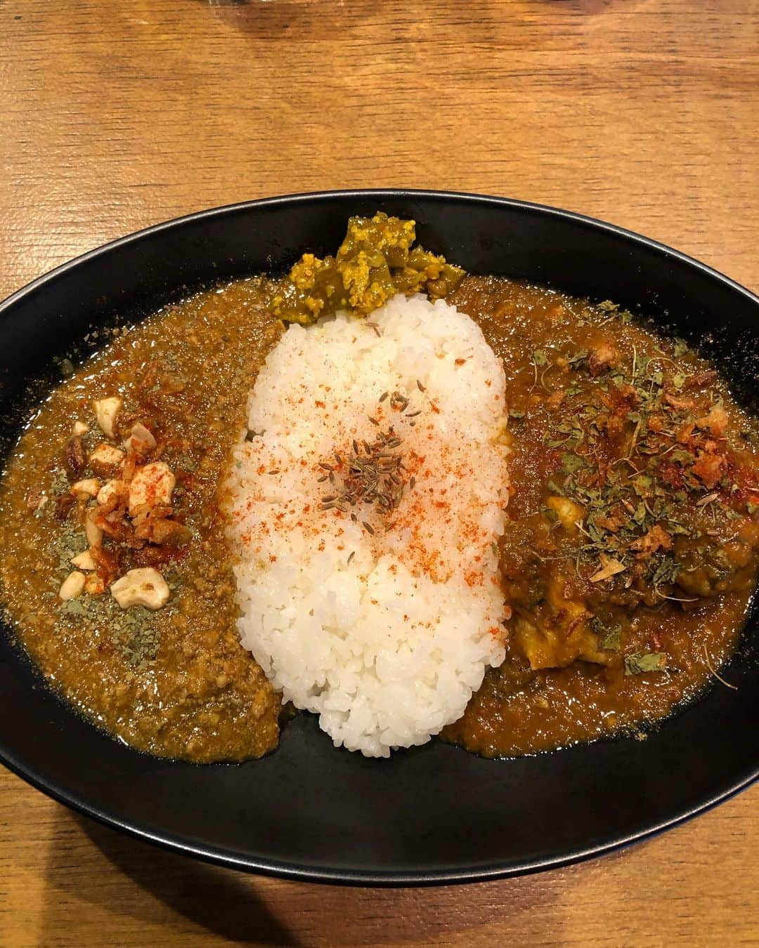 落合隼亮さんのインスタグラム写真 - (落合隼亮Instagram)「近所の間借りカレーその2. スパイスのパンチが強めで好き。Spice Curry #dank #spicecurry #tokyo #japan」1月30日 13時24分 - ottieshun