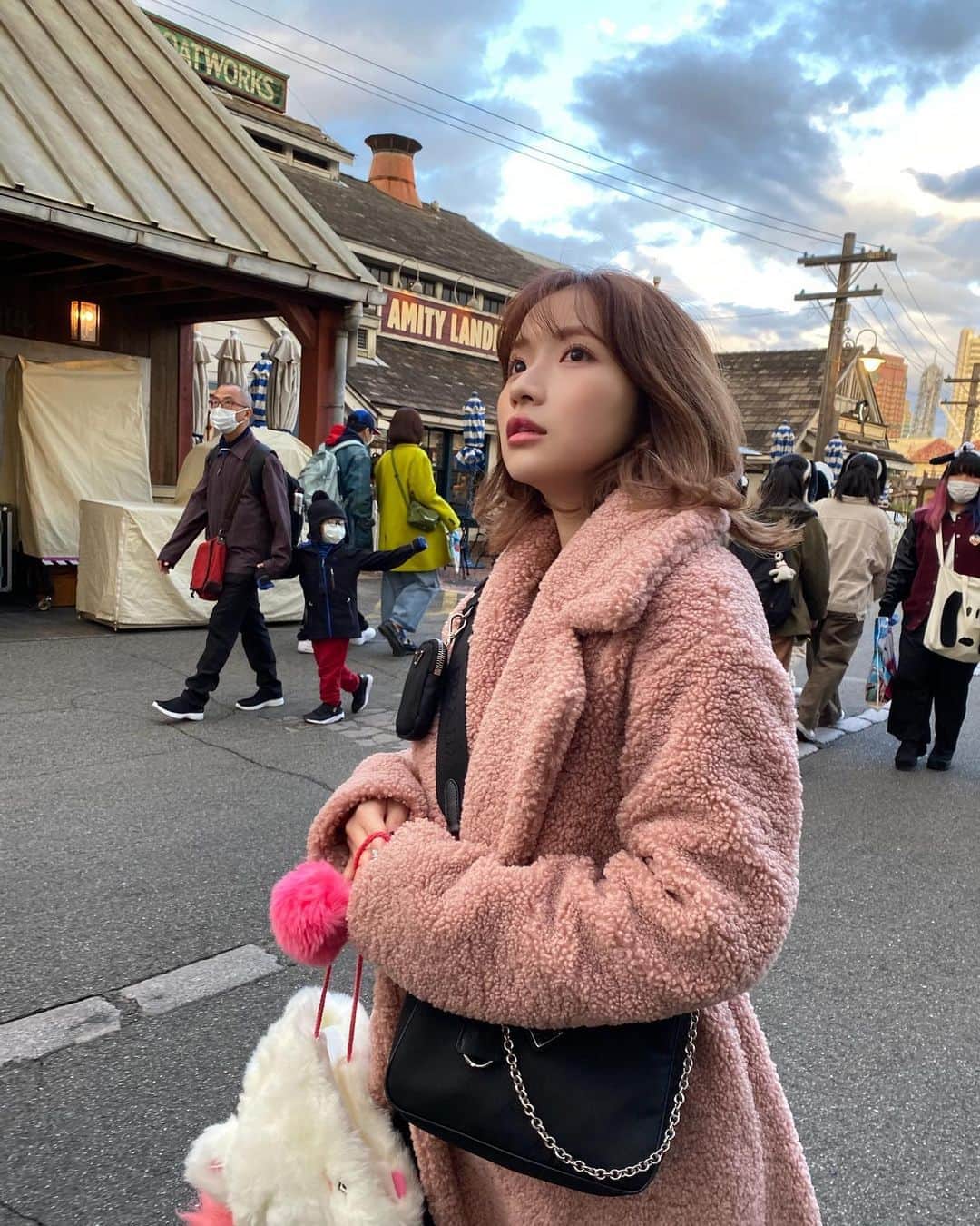 南りほのインスタグラム：「🧠🦄🎀」