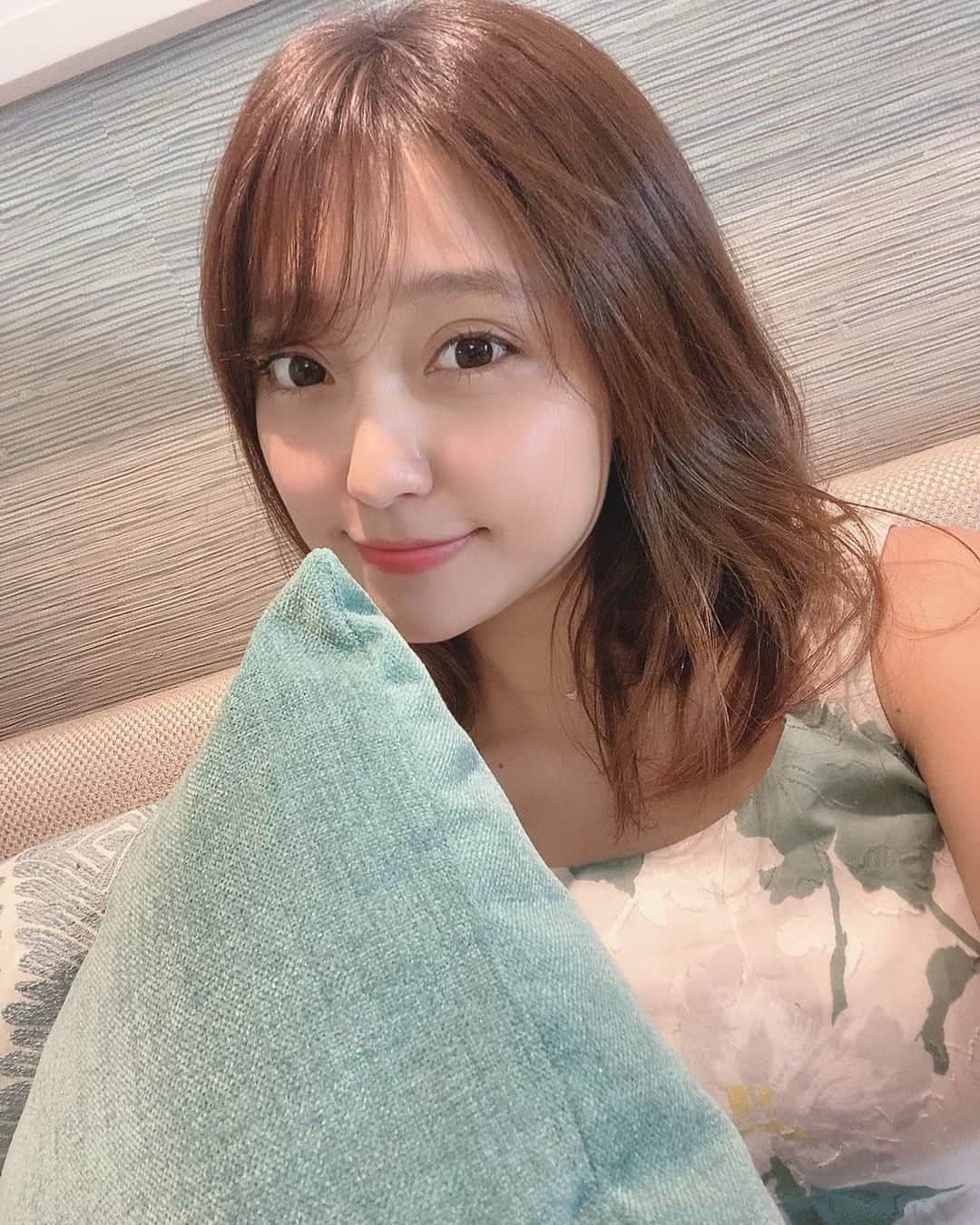 堤ゆきみのインスタグラム：「まったりビール飲んでご飯食べてビール飲んでます」