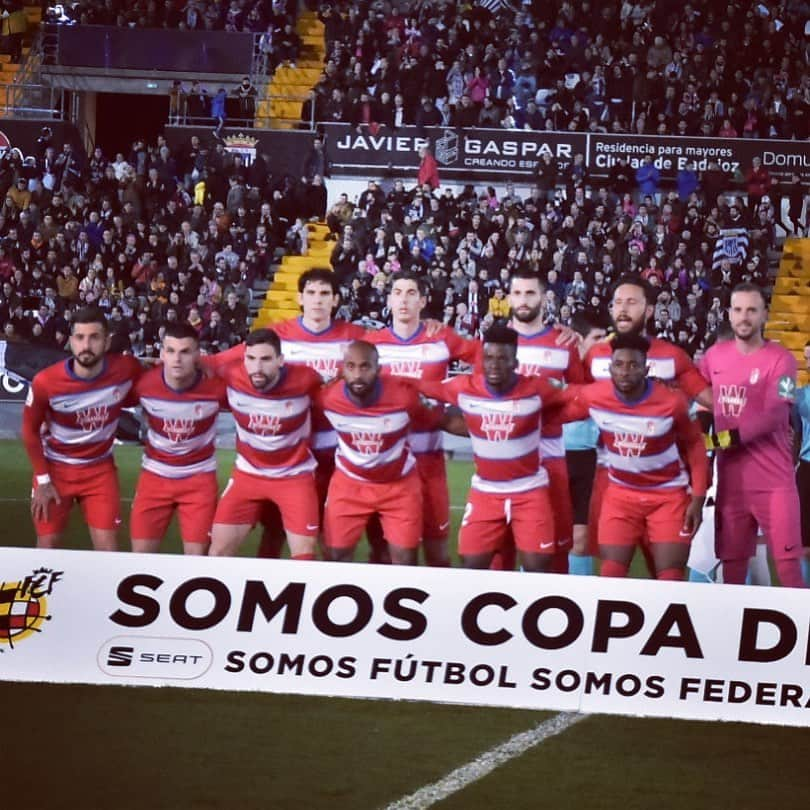 グラナダCFさんのインスタグラム写真 - (グラナダCFInstagram)「Somos #CopadelRey. ¡Vaamos #Granada! 🔴⚪ #Granada #Laliga #ligasantander #liga #futbol #soccer #football #granadacf #copadelrey」1月30日 15時52分 - granadacf