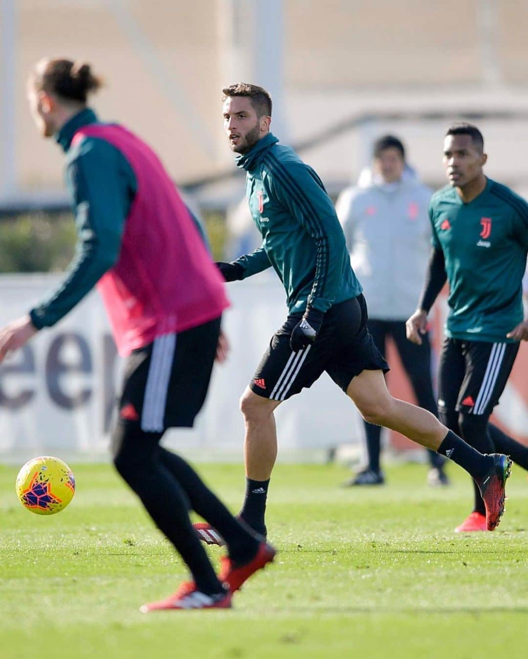 ロドリゴ・ベンタンクールさんのインスタグラム写真 - (ロドリゴ・ベンタンクールInstagram)「#focus #training #juventus ⚽」1月31日 2時41分 - rodrigo_bentancur