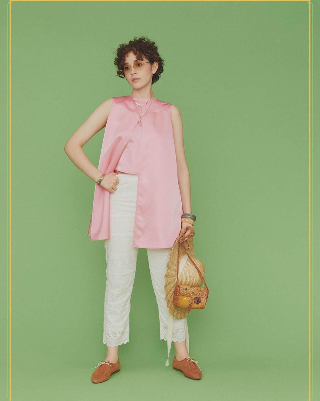Jack Of All Tradesさんのインスタグラム写真 - (Jack Of All TradesInstagram)「🍋🍊🍎🍐🌈 @voguegirljapan ⠀ ⠀ リアルプライスで叶う70's ハッピースタイル⠀ @miista ⠀ @spell ⠀ @lackofcoloraus ⠀ @oskerthelabel ⠀ @solsanashoes ⠀ @jardindelcielo ⠀⠀ ⠀⠀ Thank you @voguegirljapan & @kumicomics 🖤⠀ #voguegirl #miista #lackofcolor #spell #oskerthelabel #solsana #jardindelcielo」1月30日 17時44分 - jack_joat