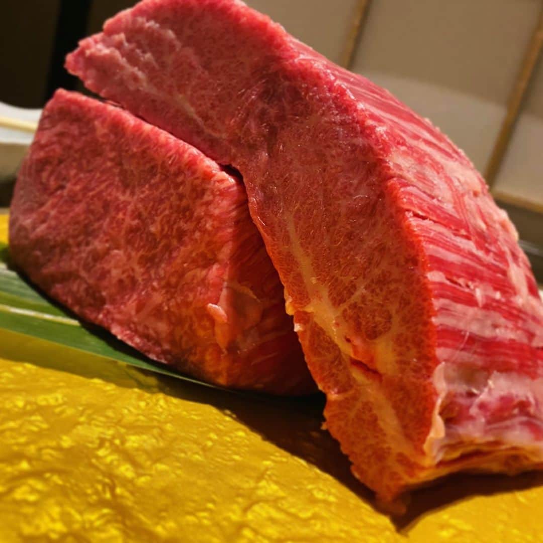 石井和香さんのインスタグラム写真 - (石井和香Instagram)「♥ 先日、10代の頃から お世話になっている方が 焼肉屋さんをOPENなさったので お邪魔させて頂きました(  ˊᵕˋ )♡ ・ とーっても美味しいお肉を食べて 幸せになりました😌✨ ・ ・ #焼肉mitsukuni #焼肉みつくに #いっぱい食べる君が好き #肉スタグラム #肉すたぐらむ #食べスタグラム」1月30日 17時47分 - waco.141.partyon