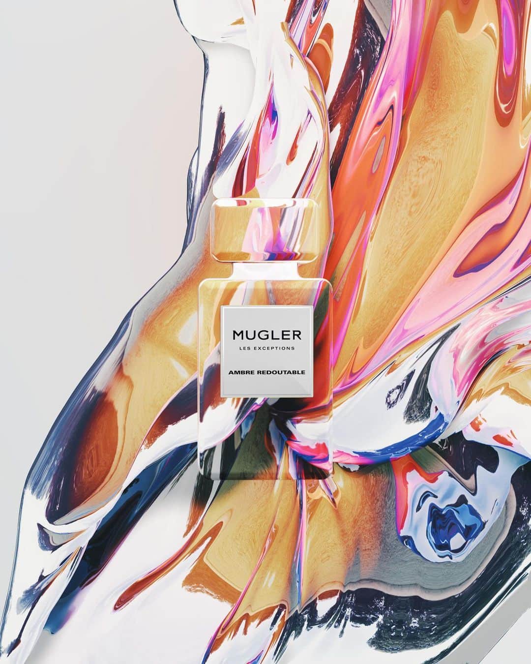のインスタグラム：「#MuglerLesExceptions Ambre Redoutable is an invitation to dream and travel... Discover more on mugler.com」