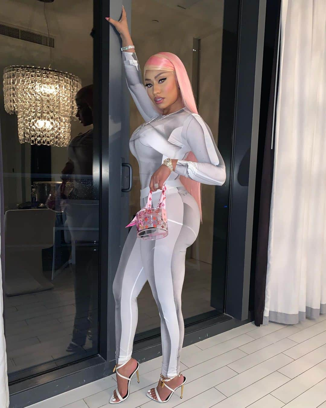 ニッキー・ミナージュさんのインスタグラム写真 - (ニッキー・ミナージュInstagram)1月30日 19時01分 - nickiminaj