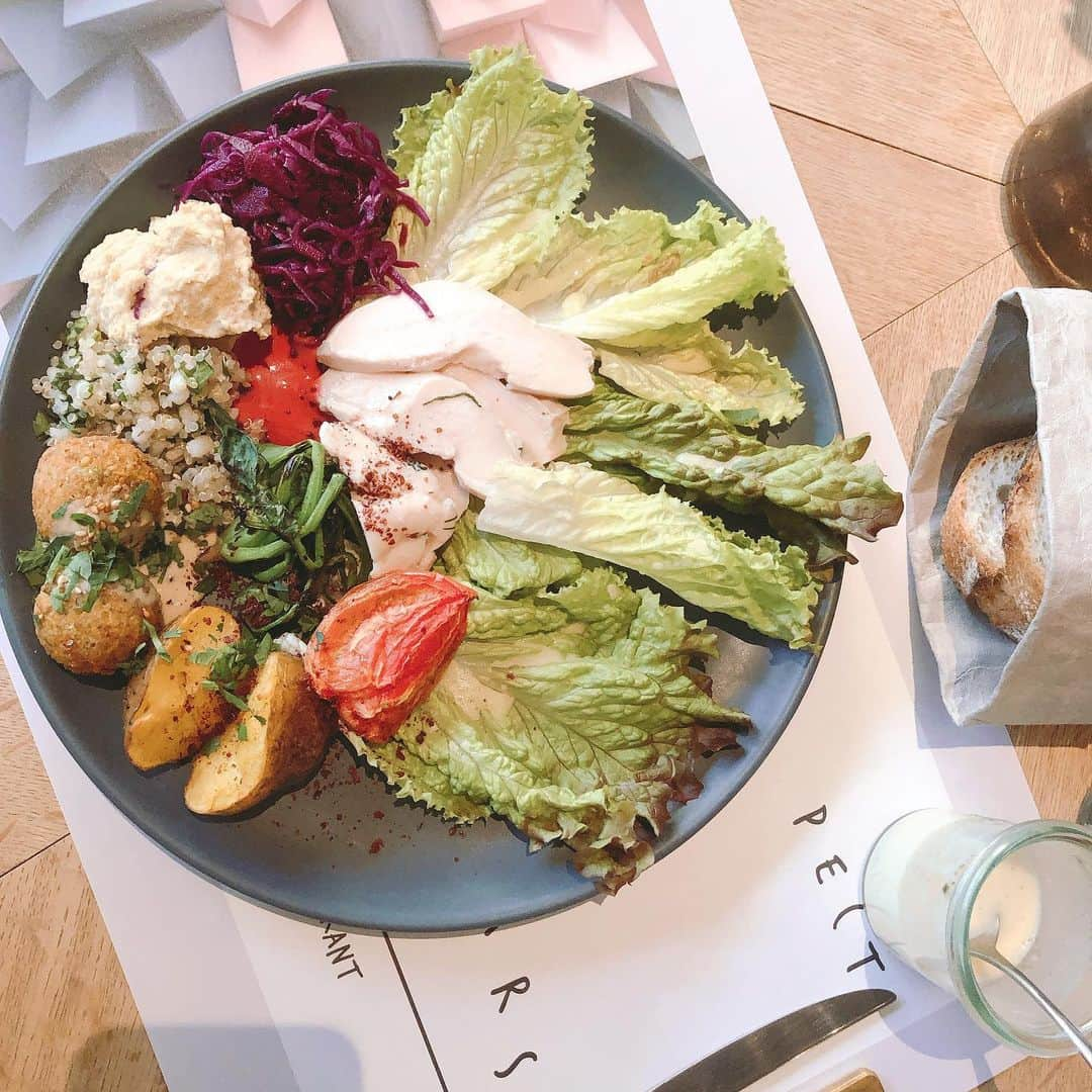 佐藤弥生さんのインスタグラム写真 - (佐藤弥生Instagram)「' lunch😋 ' パン解禁しました✨ ' でも米も好き♥ ️🍚♥️🍙♥️ #lunch#model#modellife#おやつ何しよう」1月30日 19時06分 - yayoyayo_s