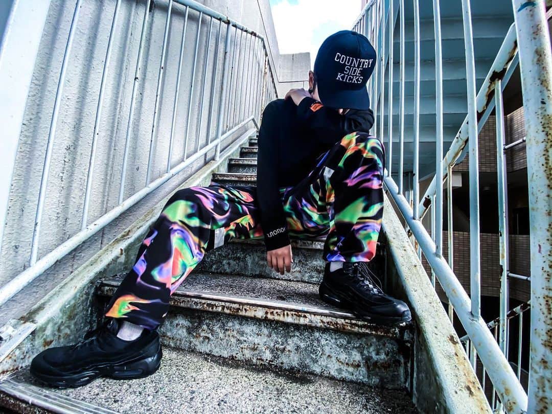 Show-heyのインスタグラム：「最近お気に入りのパンツ🩳 履きやすい！！！！ @folte_official」