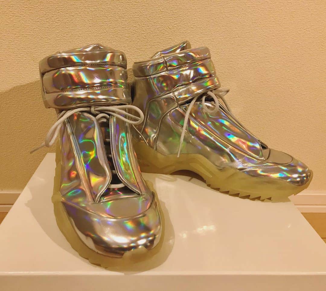 不可思さんのインスタグラム写真 - (不可思Instagram)「新しい靴 #未来感 #maisonmargiela #マルジェラ #スニーカー」1月30日 20時36分 - fukashi.kb