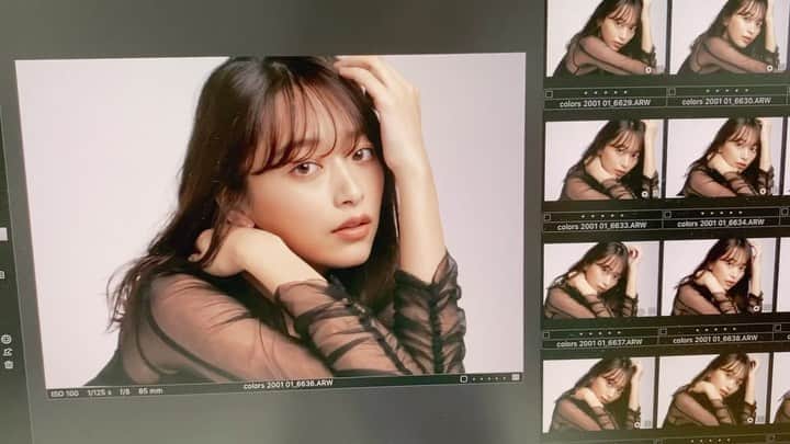 近藤千尋のインスタグラム：「イメージモデルをさせて頂いている カラーズからまたまた新色が… 三月に発売だそうです💕🥰 ナチュラルなのに発色が良く とても素敵なカラコンなので お楽しみに。。。❤️ #コンタクトの撮影は #まばたき我慢　笑  @morecontact  @colors_contact  #colors」