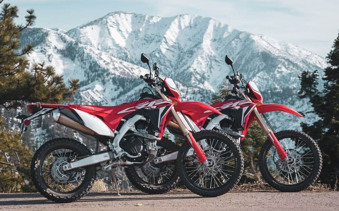 Honda Powersports USさんのインスタグラム写真 - (Honda Powersports USInstagram)「2020 Honda CRF450L | Ride anywhere. Ride everywhere. That’s what Honda’s extraordinary CRF450L is all about. 📸 @wildfiremoto #CRF450L」1月31日 3時00分 - honda_powersports_us