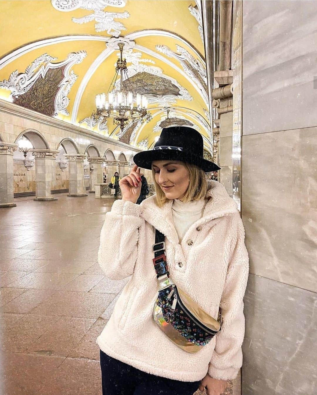 のインスタグラム：「Profiling that Bogart by Borsalino like a star. Discover this season’s collectable now on www.borsalino.com  Repost @natasablair #Borsalino」