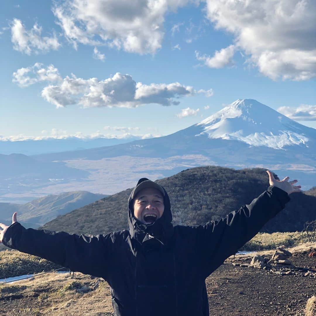 川辺ヒロシのインスタグラム：「天気え〜〜」