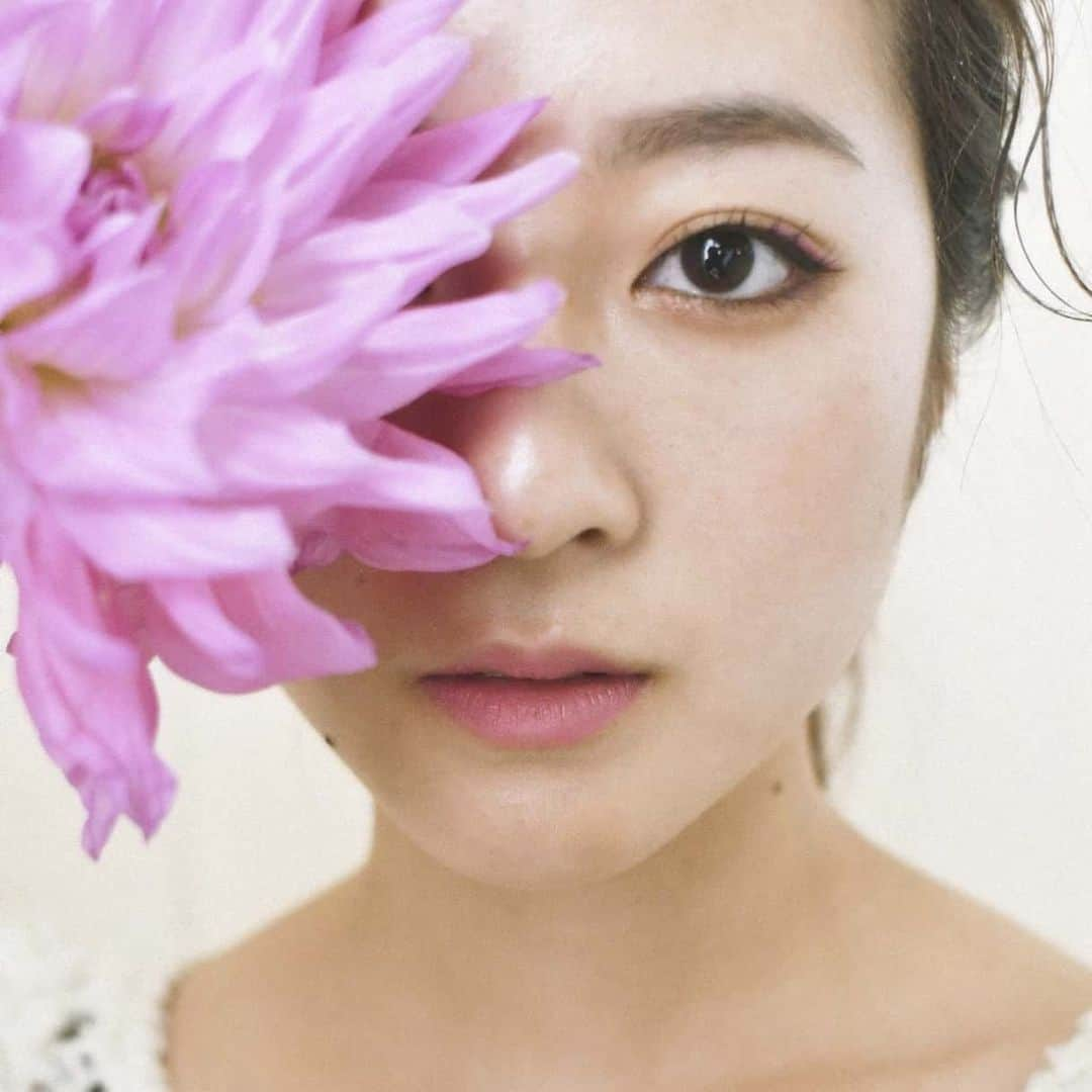 クマモトタツヤさんのインスタグラム写真 - (クマモトタツヤInstagram)「. アコとの撮影は久しぶり。 ナナコちゃんは今日も楽しい♪ .  #kumaxGIRLS #kumaID #akoのメイクパレット . . . Hair styling / AKO MATSUMOTO (switch) Hair cut-color / YUUKO TAKAKI (switch) Make up / AKO MATSUMOTO (switch) Guest / NANAKO (switch guest 1st year) Photo / T.KUMAMOTO (switch)  #kumaxNANAKOk #クマナリ #photobykumamoto」1月30日 22時26分 - tatsuya_kumamoto