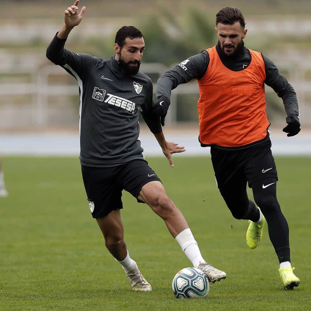 マラガCFさんのインスタグラム写真 - (マラガCFInstagram)「Mucha suerte @josseroodriguez25 en tu nuevo destino en #LaLigaSmartBank, el @cffuenlabrada  #laligatransfers🗒🖊」1月30日 22時40分 - malagacf