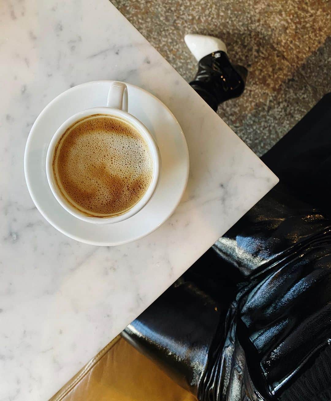 ペニーレ・タイスベックのインスタグラム：「Keep ‘em coming ☕️☕️」