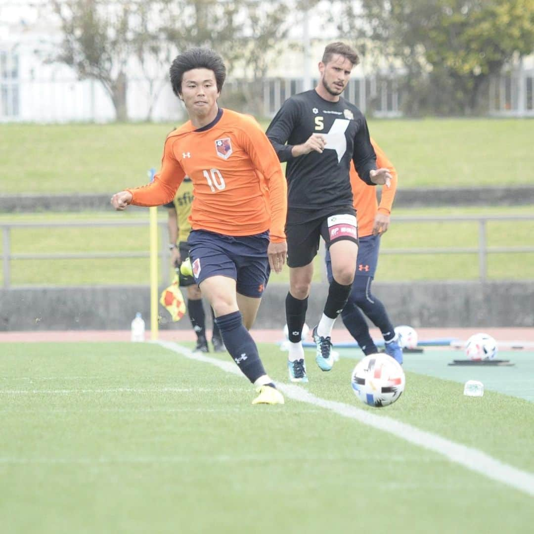 大宮アルディージャさんのインスタグラム写真 - (大宮アルディージャInstagram)「#FC琉球 との #練習試合 は、1-0で勝利しました👍 . #ardija #大宮アルディージャ #Jリーグ #WINWIN #沖縄 #22翁長 #10黒川 #9俊介 #14貴司」1月30日 22時56分 - omiya.ardija