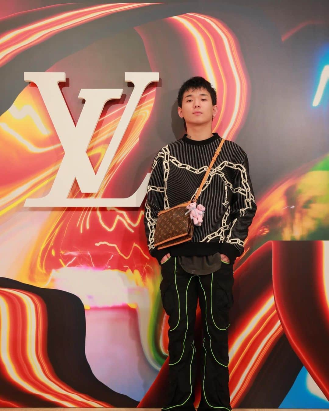 カワグチジンさんのインスタグラム写真 - (カワグチジンInstagram)「#louisvuitton #lvmidosuji」1月30日 23時12分 - kurtcojain