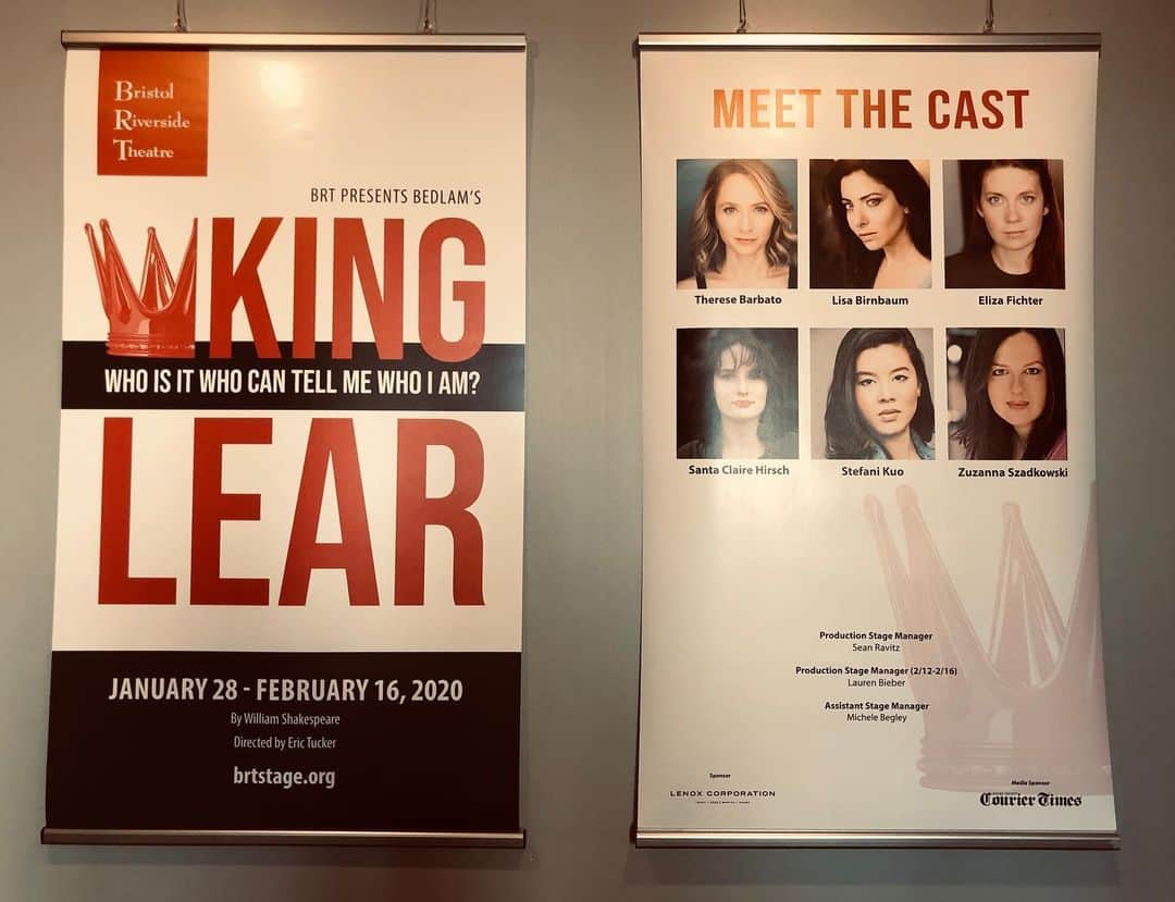 ズザンナ・シャコフスキーのインスタグラム：「We open King Lear tonight. When I found out I was playing Lear I was 💯that I couldn’t learn it, much less do it justice. Somehow, when playing with Lisa Birnbaum, Therese Barbato, Eliza Fichter, Stephanie Kuo and Santa Claire Hirsch it’s happening - and now in front of people! Thank you for this Eric Tucker and Violeta Picayo. @brtstage @bedlambedlambedlam #bedlamtheatre」