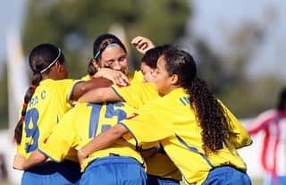 サッカー コロンビア代表チームさんのインスタグラム写真 - (サッカー コロンビア代表チームInstagram)「#TBT Hace 12 años nuestra Selección Colombia Femenina Sub-17 se consagraba campeona del Sudamericano disputado en Chile. 💪🤙 📸 Fotos vía: Marco Muga」1月31日 0時48分 - fcfseleccioncol