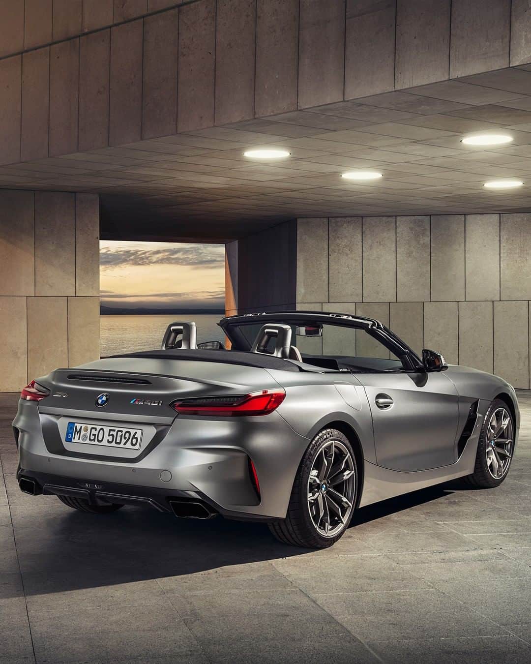 BMWのインスタグラム：「Planning the next challenge. The BMW Z4. #TheZ4 #BMW #Z4 __ BMW Z4 M40i: Fuel consumption in l/100 km (combined): 7.4. CO2 emissions in g/km (combined): 168.  Acceleration (0-100 km/h): 4.5 s. Power: 250 kW, 340 hp, 500 Nm. Top speed (limited): 250 km/h.  The values of fuel consumptions, CO2 emissions and energy consumptions shown were determined according to the European Regulation (EC) 715/2007 in the version applicable at the time of type approval. The figures refer to a vehicle with basic configuration in Germany and the range shown considers optional equipment and the different size of wheels and tires available on the selected model. The values of the vehicles are already based on the new WLTP regulation and are translated back into NEDC-equivalent values in order to ensure the comparison between the vehicles. [With respect to these vehicles, for vehicle related taxes or other duties based (at least inter alia) on CO2-emissions the CO2 values may differ to the values stated here.] The CO2 efficiency specifications are determined according to Directive 1999/94/EC and the European Regulation in its current version applicable. The values shown are based on the fuel consumption, CO2 values and energy consumptions according to the NEDC cycle for the classification. Further information on official fuel consumption figures and specific CO2 emission values of new passenger cars is included in the following guideline: 'Leitfaden über den Kraftstoffverbrauch, die CO2-Emissionen und den Stromverbrauch neuer Personenkraftwagen' (Guide to the fuel economy, CO2 emissions and electric power consumption of new passenger cars), which can be obtained free of charge from all dealerships, from Deutsche Automobil Treuhand GmbH (DAT), Hellmuth-Hirth-Str. 1, 73760 Ostfildern-Scharnhausen and at https://www.dat.de/co2/.」