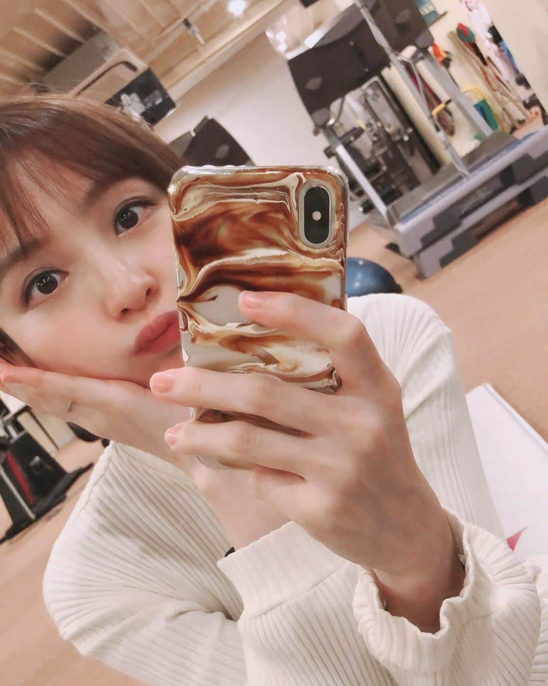 篠田麻里子さんのインスタグラム写真 - (篠田麻里子Instagram)「明日から2月🥰✨ 早く春にならないかなー♡ 暖かくなってきた？と思いきや今週末グッと寒くなるみたいです☹️☹️気をつけてください😁  #2月」1月31日 12時07分 - shinodamariko3