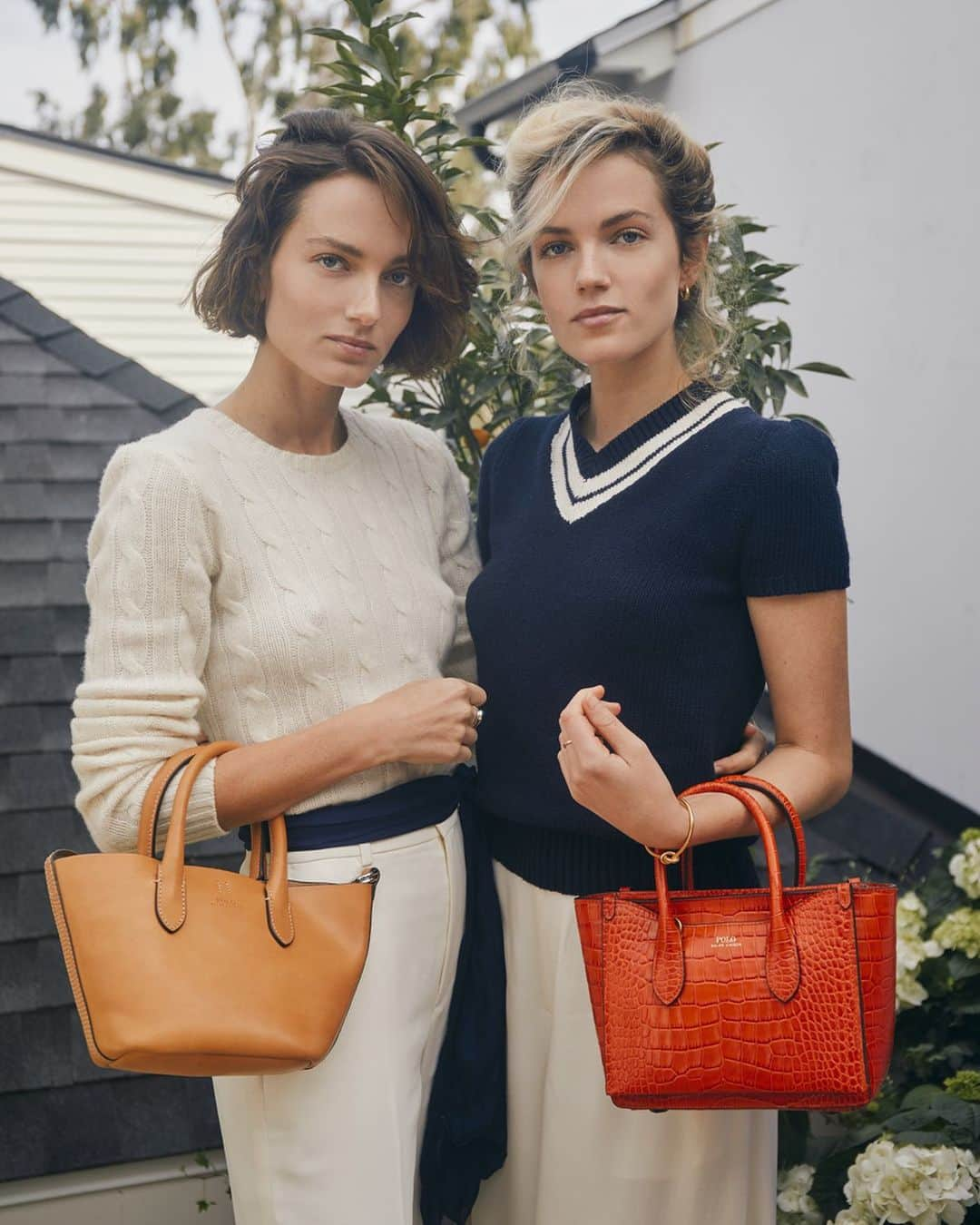 Polo Ralph Laurenさんのインスタグラム写真 - (Polo Ralph LaurenInstagram)「In celebration of our newest accessories, #TheBellportBag and #TheSloaneBag, #ZoeyDeutch and #ClairoCottrill, along with #MirandaKilbey and #ElektraKilbey of #SayLouLou, wear #PoloRalphLauren at an exclusive lunch in Los Angeles.  #PoloRLStyle」1月31日 12時07分 - poloralphlauren