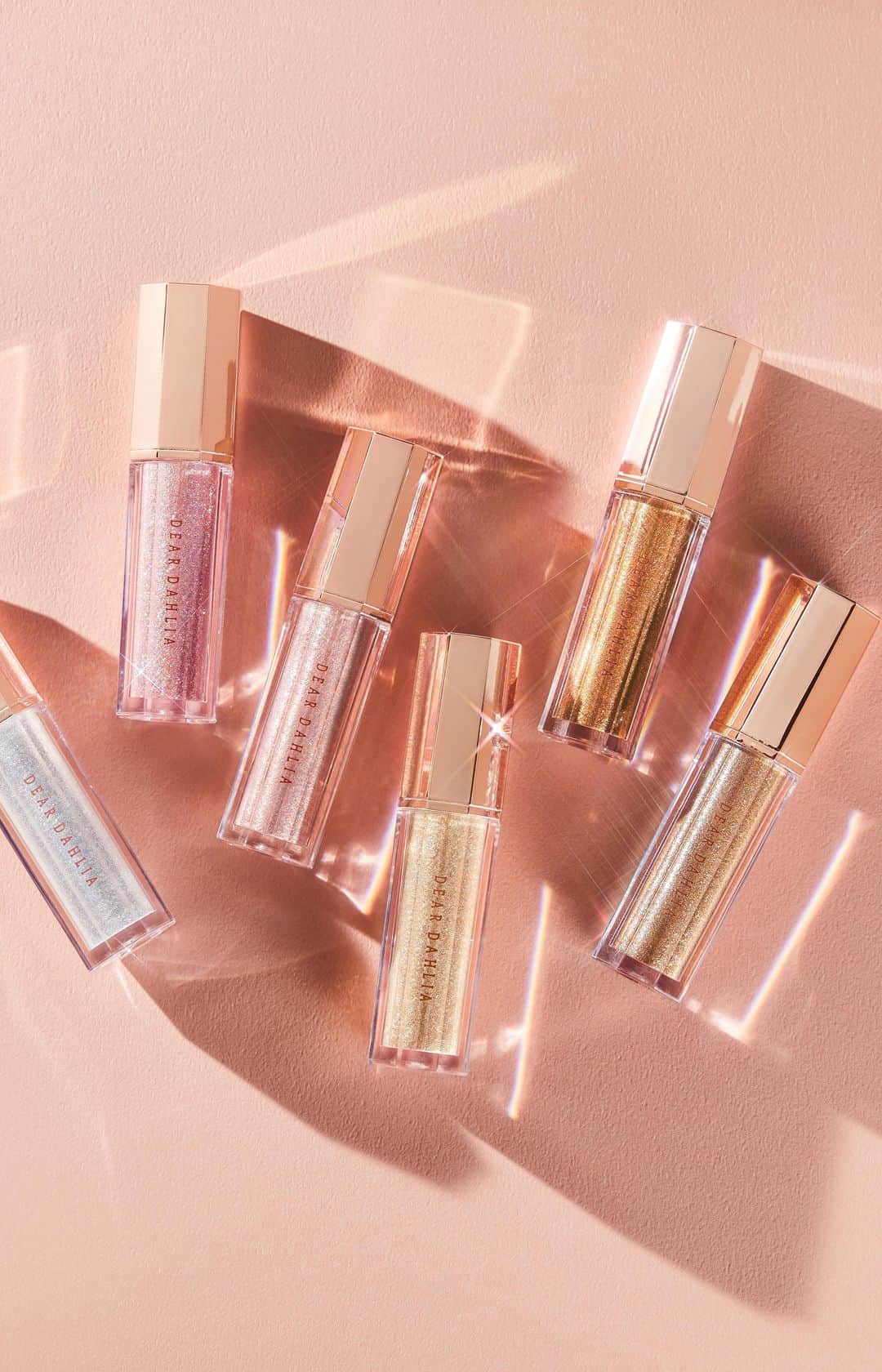 My Little Pouchのインスタグラム：「New Paradise Shine Eye Sequin  credit: @deardahlia_beauty... Prestige Cruelty Free Makeup, infused with Anti-aging Dahlia Flower extract™💄🐰💋 www.deardahlia.com」