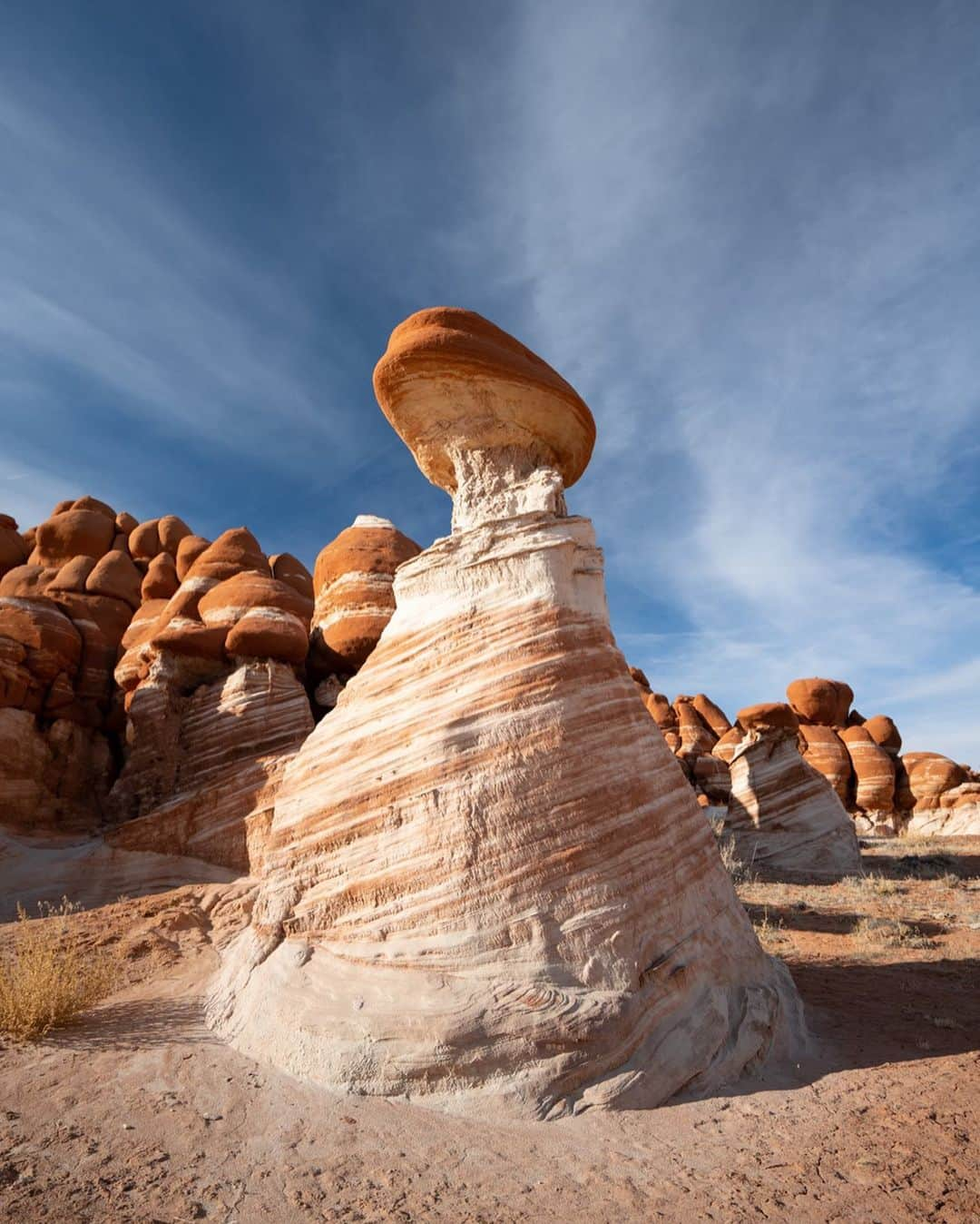 Travis Burkeさんのインスタグラム写真 - (Travis BurkeInstagram)「What a treat it was to meet up with @brandon_dugi and @t_secody to explore this place. We were given the opportunity to learn more about the history of the Navajo and Hopi, and the beautiful land they live on and protect.  We spent the day looking for a few of Terry’s grandpa’s lost sheep (and taking a few photos too 🤓). Out of respect for the locals and the landscape I was asked not to share the location. It is rare these days to be fortunate enough to experience a place with few footprints. I will definitely cherish these moments.  As a reminder, please make sure to always be respectful of the places we visit and when possible, always try to leave a place better than you found it. #respectandprotect  Thanks @gypsealaysea for capturing all of the awesome in-between moments too!」1月31日 10時42分 - travisburkephotography