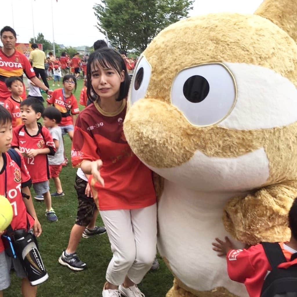 望木聡子さんのインスタグラム写真 - (望木聡子Instagram)「#Jリーグマスコット総選挙2020 ⚽️ . この地方の皆さんはもちろん #名古屋グランパス の #グランパスくん #FC岐阜 の #ギッフィー くんに 投票しましたよね…？🥺 . 微力ながら勝手に応援しております。 〆切は本日午後６時☀️ がんばれ〜〜！！！ . #サッカー #soccer #Jリーグ #jleague #grampus #fcgifu #グランパス #ガールズインスタ部 #メーテレ #アナウンサー #望木聡子 #もっちー」1月31日 12時01分 - satoko_mochiki