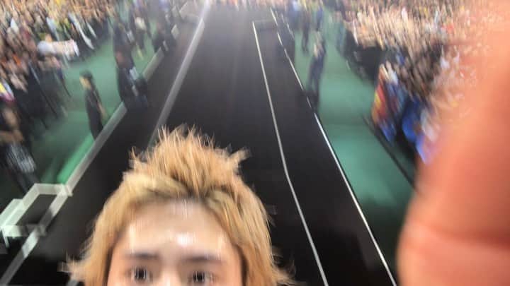 のインスタグラム：「はぁー。ファイナル。すごかった。ありがとう。みんな。 本当に素敵な時間だった。。。 みんなのこと誇りに思います！」