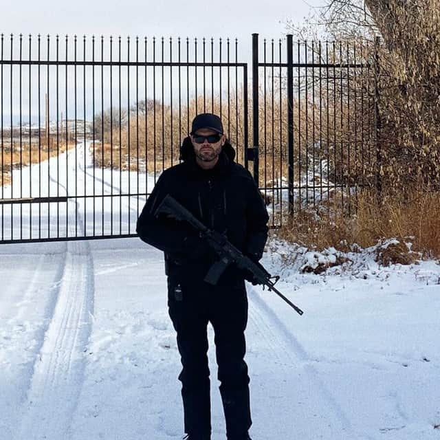 VICEさんのインスタグラム写真 - (VICEInstagram)「Welcome to Skinwalker Ranch, a paranormal hotbed of UFO research. 👽⁠ ⁠ Locals say the ranch has been plagued by strange creatures and cattle mutilations. It's also been used for government UFO research. ⁠ ⁠ So what's really happening there?⁠ ⁠ Link in bio.⁠ Image via MJ Banias of Bryant "Dragon" Arnold, head of security⁠」1月31日 4時10分 - vice